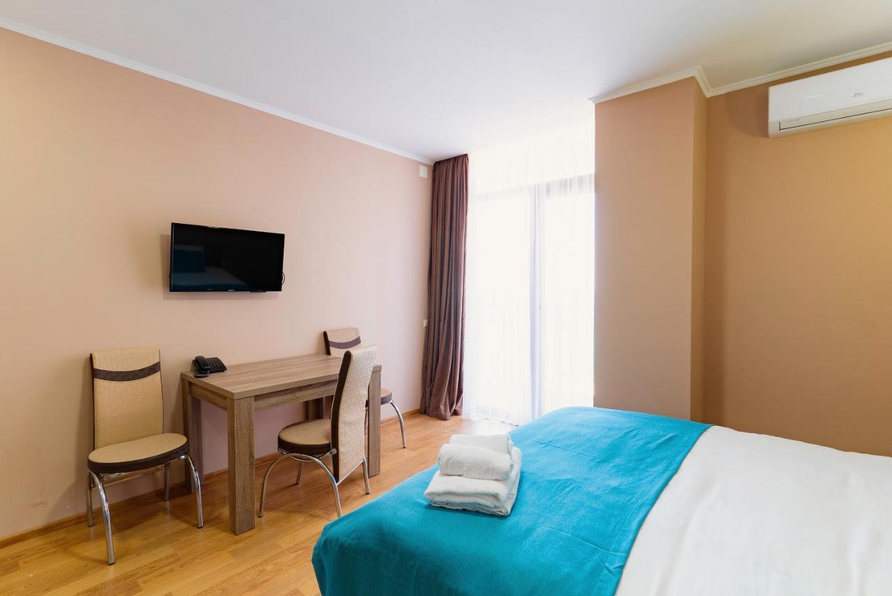 G-Point New Beach Batoumi Extérieur photo